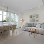 Apartamento Family With Air Conditioning With 3 Bedrooms In Cracow By Renters Cracovia