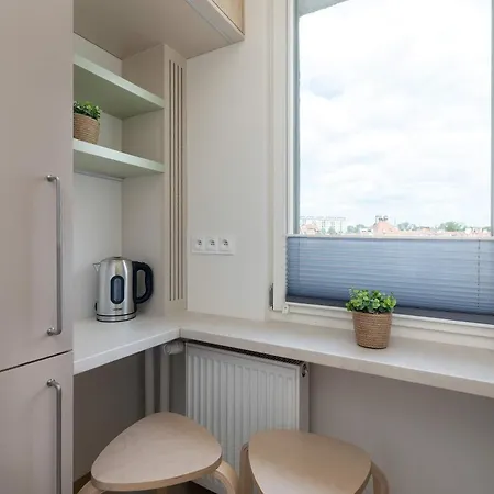 아파트 Family With Air Conditioning With 3 Bedrooms In Cracow By Renters 크라쿠프