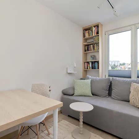 Family With Air Conditioning With 3 Bedrooms In Cracow By Renters *